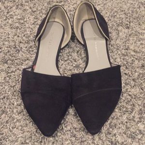 Chinese Landry black pointed flats